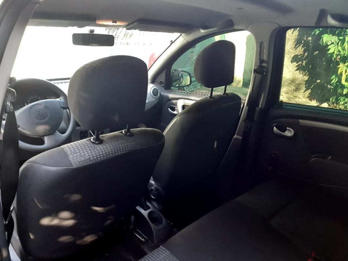 Imagem 9 de 13 de Renault Sandero Authentique 1.0 16v Hiflex