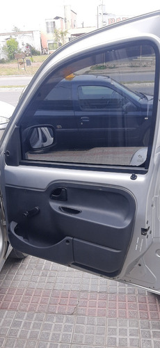 Imagen 10 de 15 de Renault Kangoo 2015 1.6 16 Valvulas Nafta 5 Asientos Vtv Aut