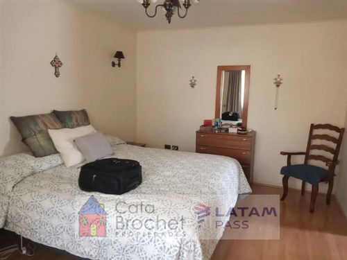 Imagen 13 de 15 de Casa En Venta De 4 Dorm. En Vitacura