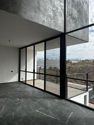 Excelente Casa En Venta En Fraccionamiento Villa Magna