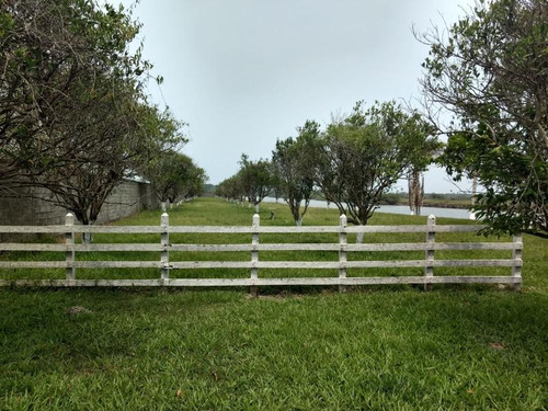 Venta Finca 1.1 Hectáreas 8 Recamaras En Tamiahua, Veracruz.