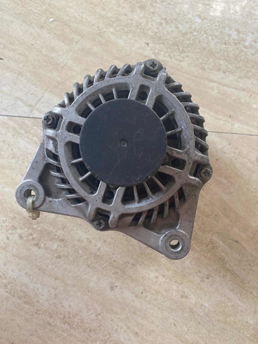 Alternador Nissan Sentra Y Tida