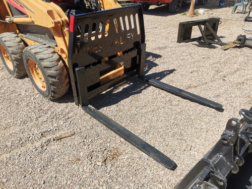 Aditamento Cuchillas Picos Para Minicargador Tipo Montacarga
