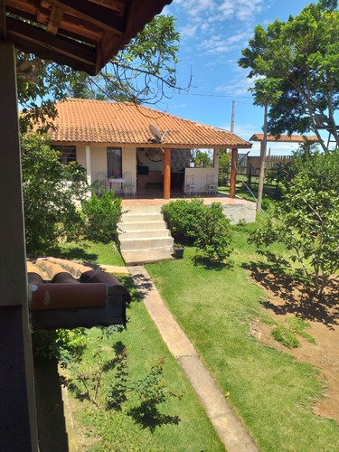 Chácara Com Duas Casas