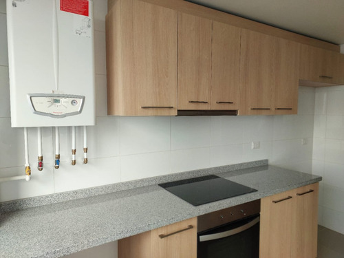 Tejada Nuevo 3dormt+3baños+1estc+1bod+piscina Panormica.