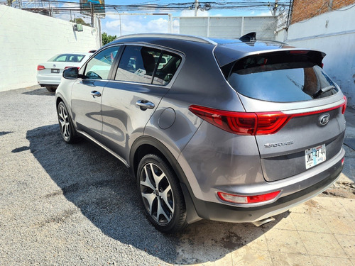 Imagen 4 de 12 de Kia Sportage Sxl 4x2 2016