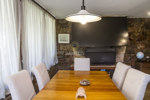 Oportunidad Casa De 3 Dormitorios Con Piscina En Playa Mansa, Punta Del Este- Ref: 60771