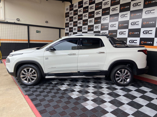 Fiat Toro 2.0 Volcano 4x4 Aut. 4p