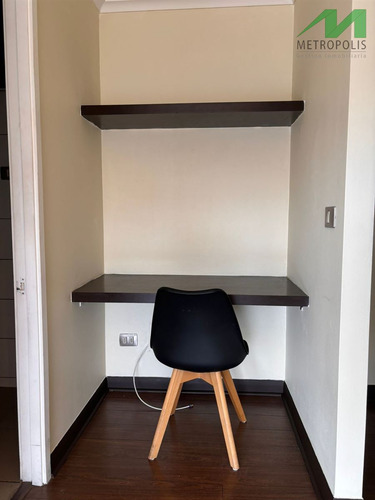 Departamento En Venta De 2 Dorm. En Las Condes