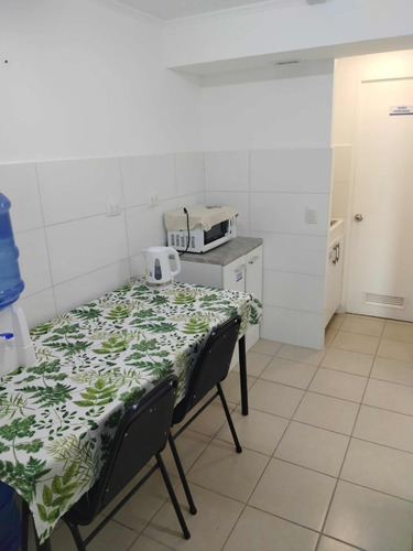 Arriendo Box 8,5m2 Y De 7,3 Para Consulta Médica La Serena
