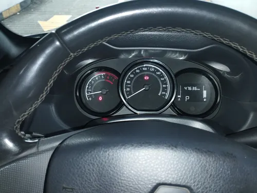 Renault Duster Oroch 2.0 Intens