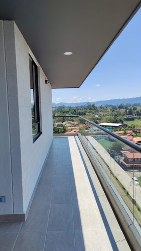 Apartamento En Venta En Rionegro, Sector Los Colegios