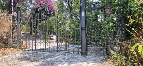 Lote Residencial En Privada Con Portón Eléctrico A Minutos