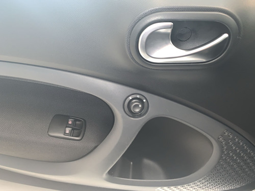 Imagen 11 de 15 de Smart Fortwo 2018 1.0 Coupe Passion At
