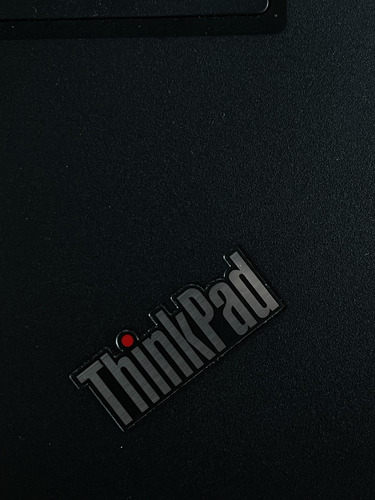 Lenovo Thinkpad E495 Ryzen 5 8gb Ssd 256gb 14 Color Negro (Usado)