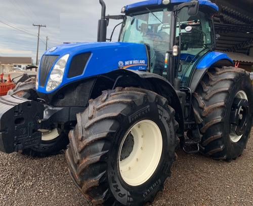 Trator New Holland T7 240 Ano 2013