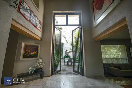 Imagen 2 de 14 de Excelente C.h. Con Elevador En Jardines Del Pedregal