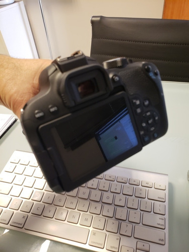 Canon T7i