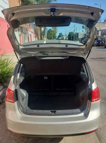 Imagen 6 de 15 de Volkswagen Suran Highline 1.6 - Modelo 2015. Con 99.200 Km
