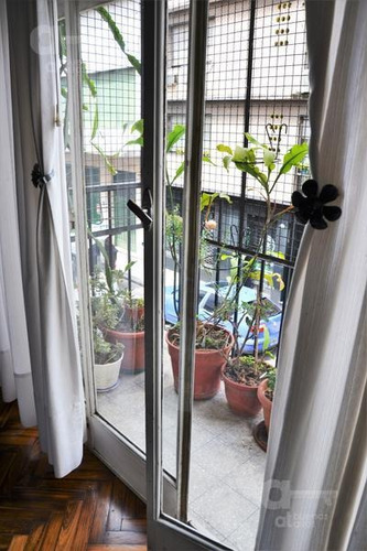 Imagen 10 de 29 de San Telmo. Semipiso De 3 Ambientes Al Frente Con Balcón Y Patio/ Lavadero