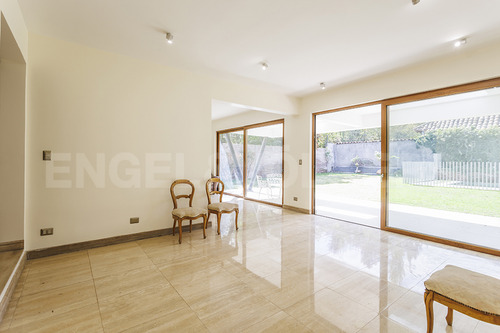Venta Casa Mediterránea/resguardada