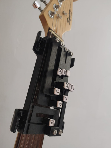 Practica Facil Acordes Guitarra Electrica Y Electroacustica Negro