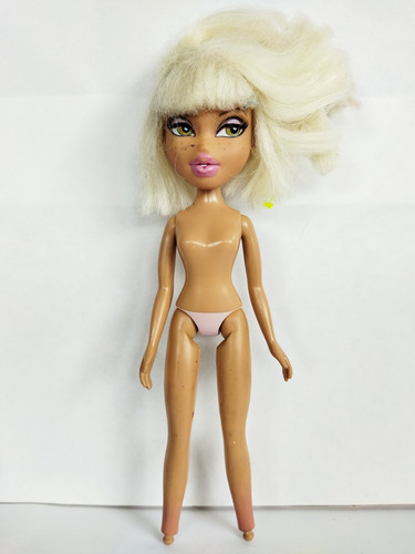 Bratz Cloe Bronceada Pecas Mga 2010