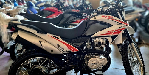Imagen 8 de 11 de Corven Triax 250cc R3 0km Envios A Todo El Pais!