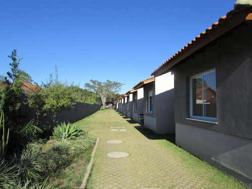 Imagem 22 de 30 de Casa Em Condomínio Para Aluguel, 2 Quartos, 1 Vaga, Ponta Grossa - Porto Alegre/rs - 2524