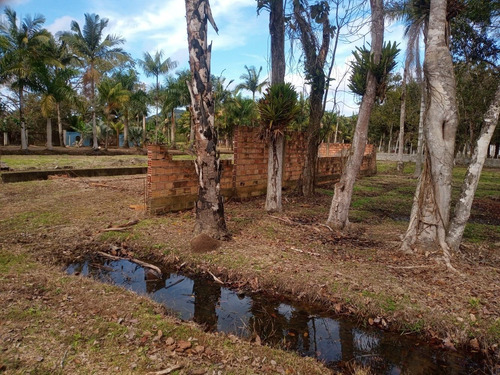 Imagem 5 de 12 de Terreno No Clube Terras Sta Barbara -cond Fechado