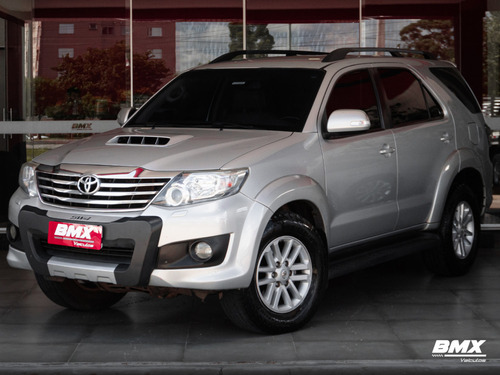 Toyota Hilux SW4 3.0 SRV 4X4 16V TURBO INTERCOOLER DIESEL 4P AUTOMÁTICO