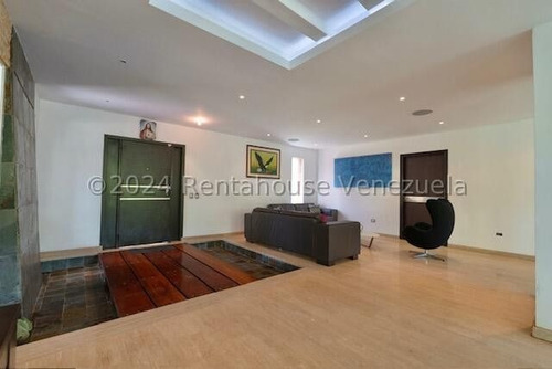 Maravillosa Casa En Venta En Alto Hatillo. Negociable