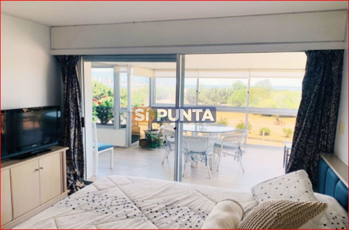 Imagen 11 de 19 de Apartamento En Alquiler Anual