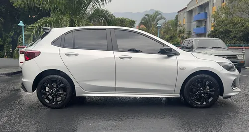 Chevrolet Onix 1.0T Rs Mt