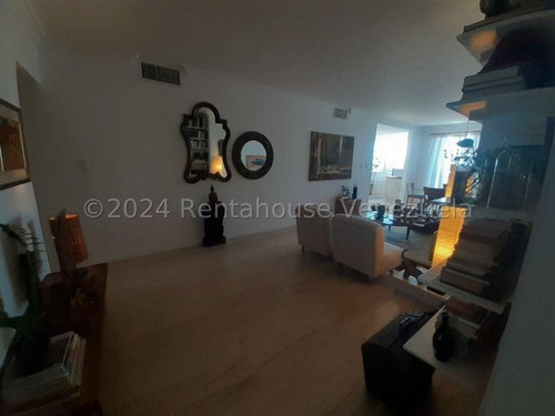 Venta De Apartamento En La Avenida Aldonza Manrique Playa Ángel Pampatar