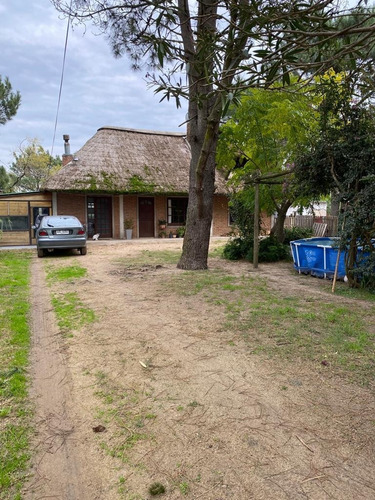 Imagen 2 de 15 de Venta De Casa 3 Dorm Apta Banco