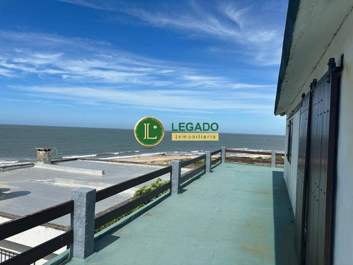 Casa En Venta En Santa Lucía Del Este!