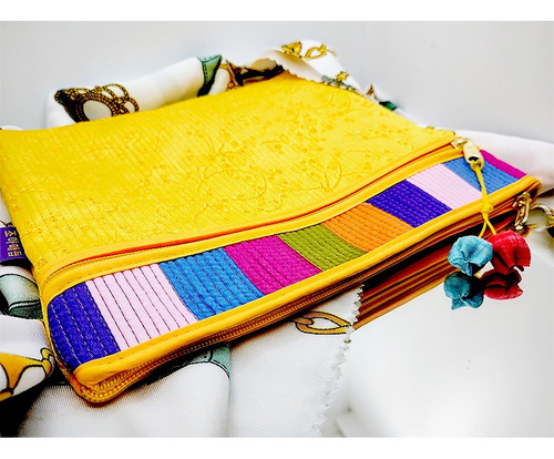 Artesanía Coreana Cosmetiquera Tradicional.