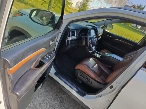 Toyota Highlander 3.5 Limited At