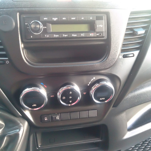 Iveco Daily 45170 2023 Plataforma Guincho Completa Com Ar