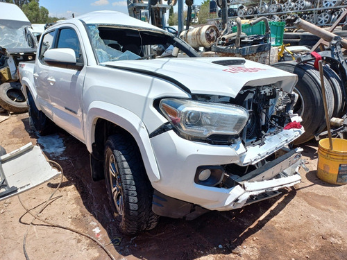 Desarmo Toyota Tacoma Año 2017 Solo Por Partes 