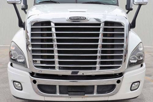 Freightliner Cascadia Dd15 475hp Fuller 18 Vel Std., 02 Ocu