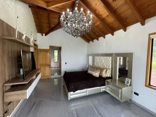 Casa En Venta En Arroyo Hondo. Cod V11628
