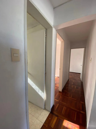 Apartamento Dos Dormitorios. Alquiler. La Blanqueada.