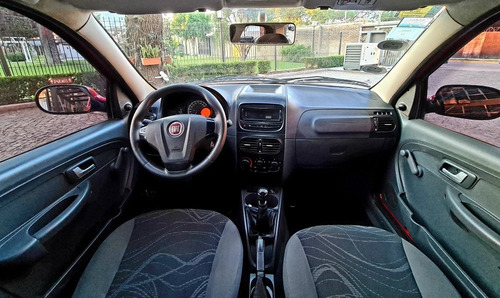 Imagen 9 de 15 de Fiat Siena El 1.4 C/gnc 2018 68.000km Fcio T/usado Oport.