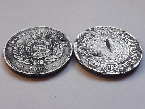 2 Monedas  De 200 Reis Brasil - 1884 Y 1895- 32mm. Diametro.