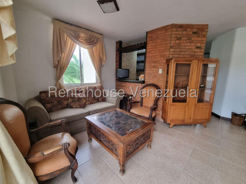 Daniela Linarez Vende Apartamentos En Avenida Hernan Garmendia Via El Ujano Con 93m2 De Construccion 3 Habitaciones 2 Baños En Piso Bajo Vigilancia Las 24 Horas Zona Este Barquisimeto Contáctanos