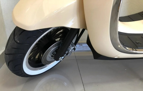 Imagen 14 de 15 de Beta Tempo 150 Deluxe 2022 Scooter 0km Retro Creditos Dni