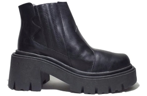 Imagen 2 de 4 de Botas Huma Black