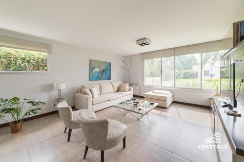 Imagen 7 de 30 de Importante Casa 2 Plantas. 3 Dormitorios En Venta. Piscina, Parque - Cadaques (funes Hills)